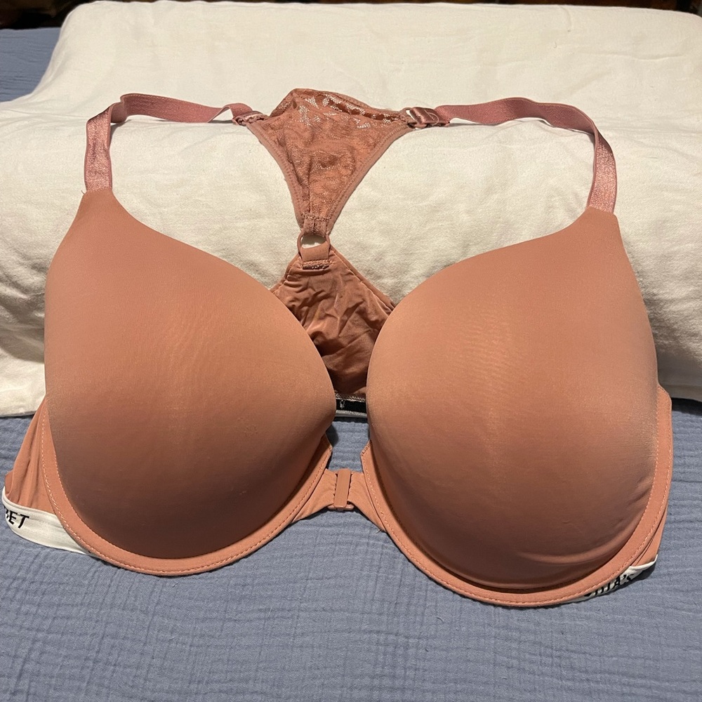 Victoria’s Secret t-shirt full coverage bra